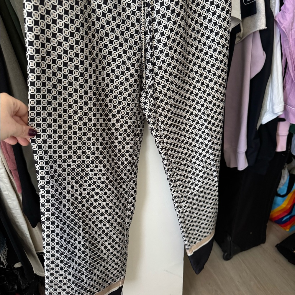H&M pants - Picture 2 of 3